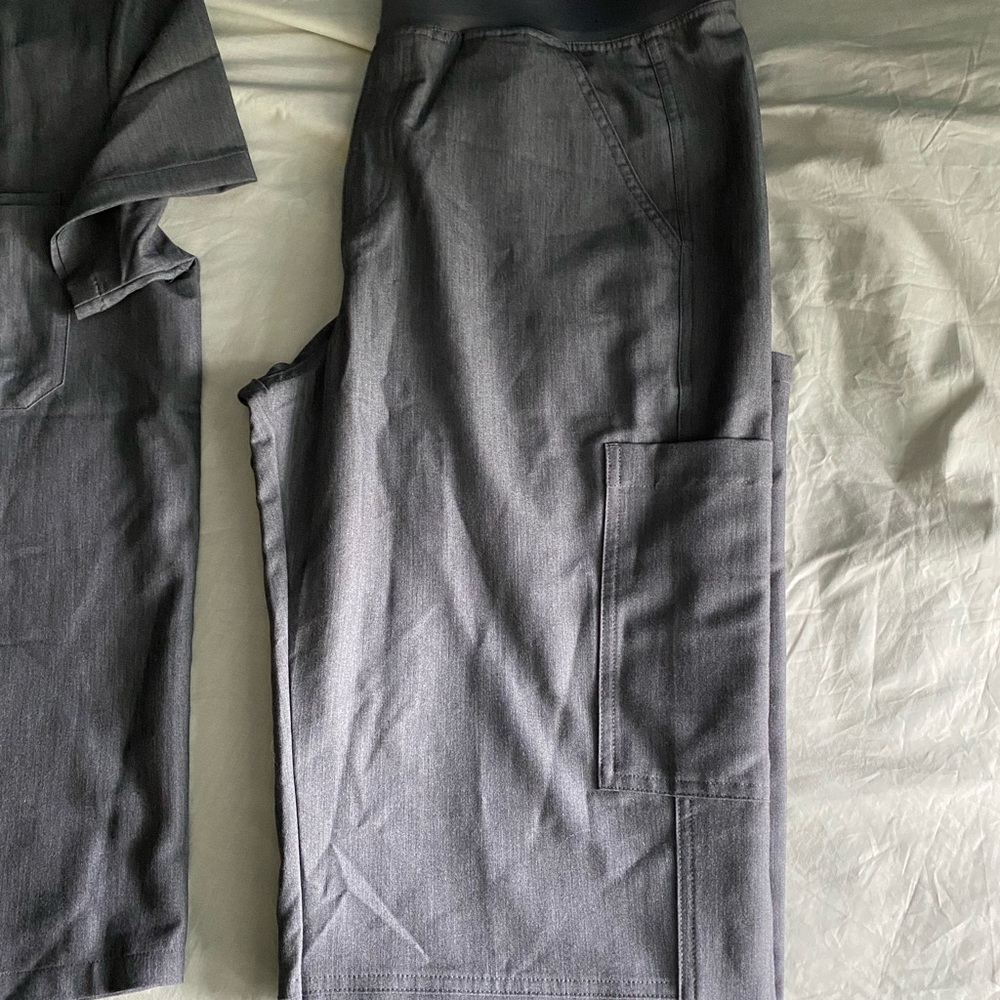 Figs scrubs, men’s, pants XL NWT